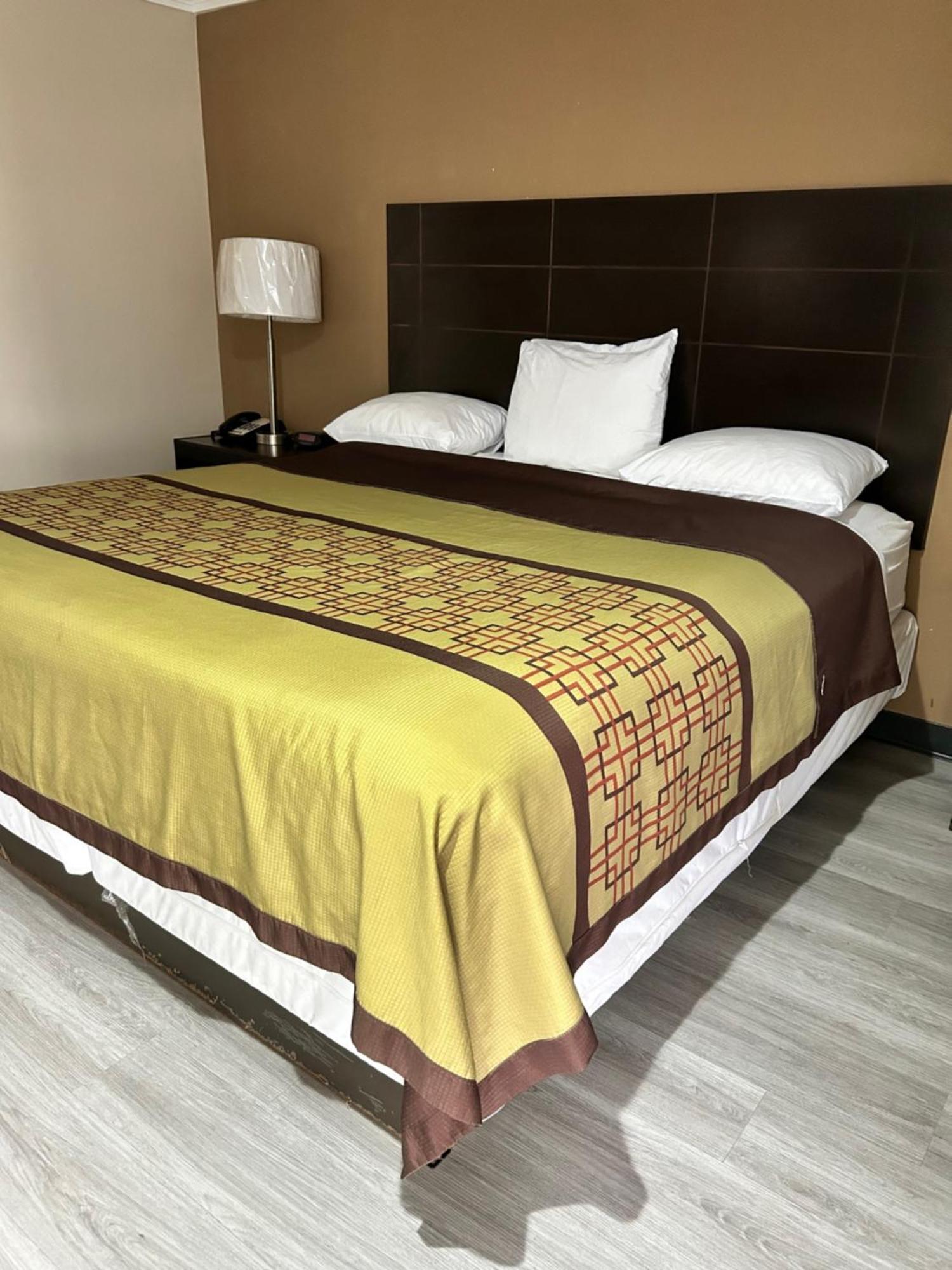 The Surrey Inn Caldwell Экстерьер фото